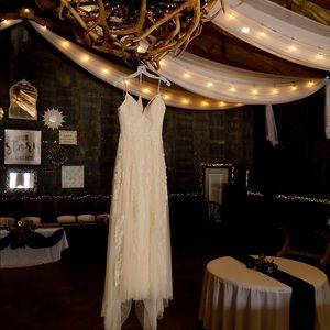 David’s Bridal Sig Melissa Sweet Wedding Dress